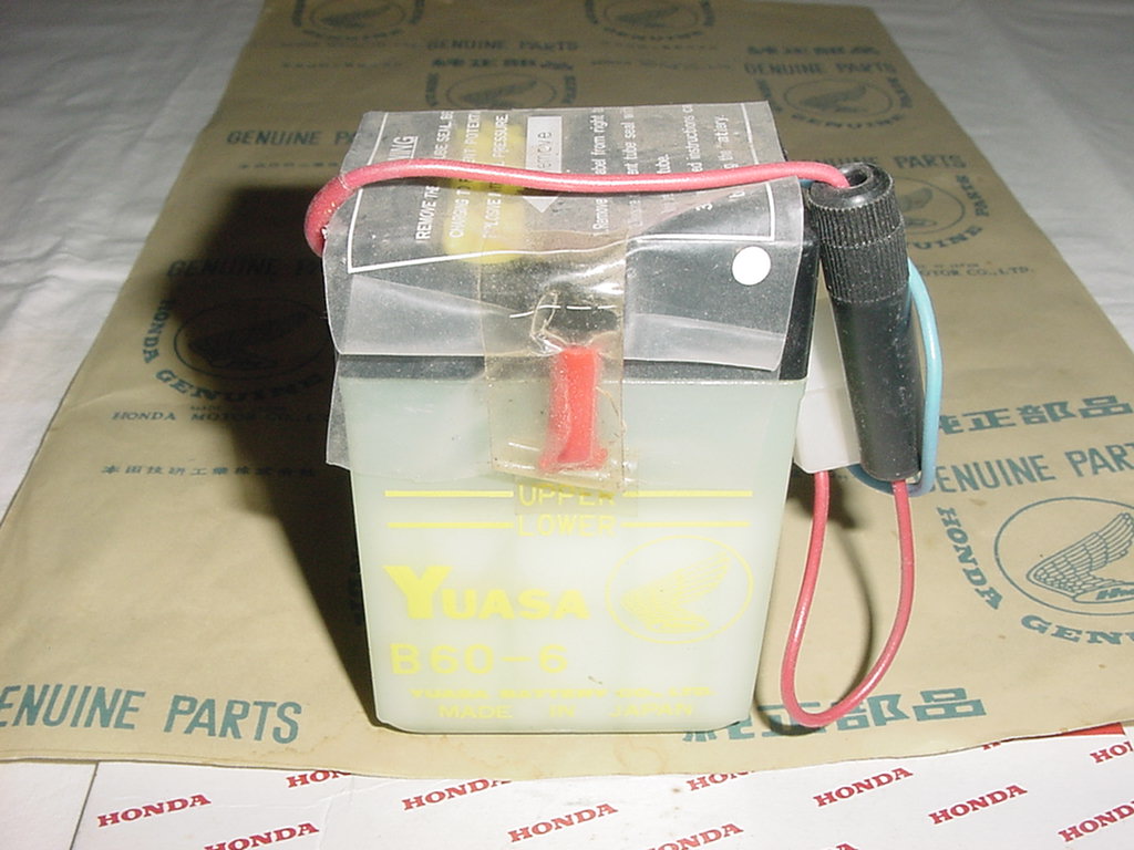 HONDA Z50AK1 YUASA GREEN BATTERY.